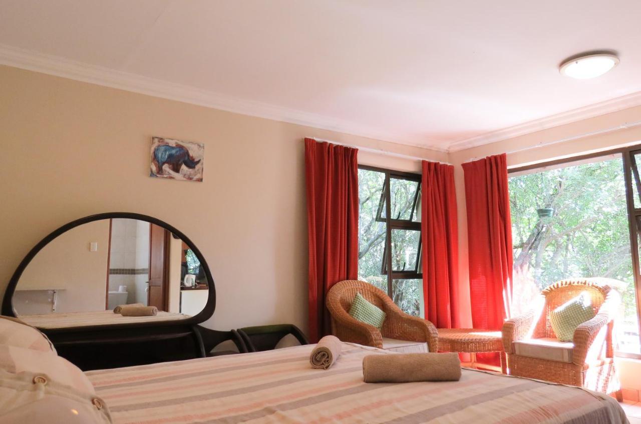 Umkhumbi Lodge Хлухлуве Экстерьер фото